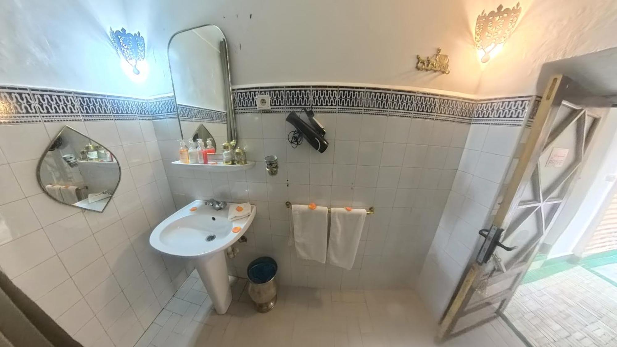 Bed and Breakfast Dar Sydney Marrakesh Esterno foto