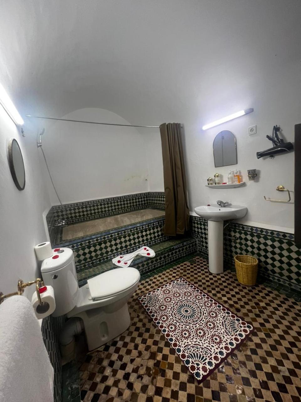 Bed and Breakfast Dar Sydney Marrakesh Esterno foto